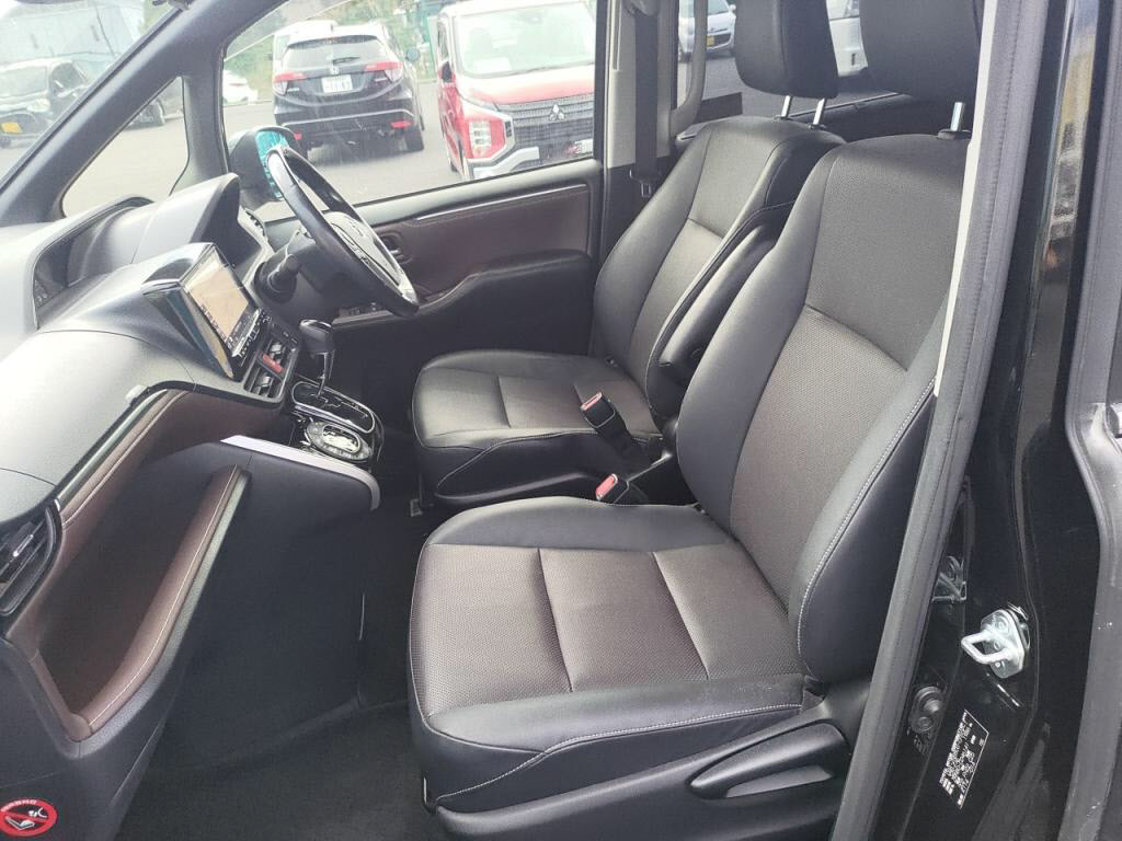 エスクァイアGiの写真 22