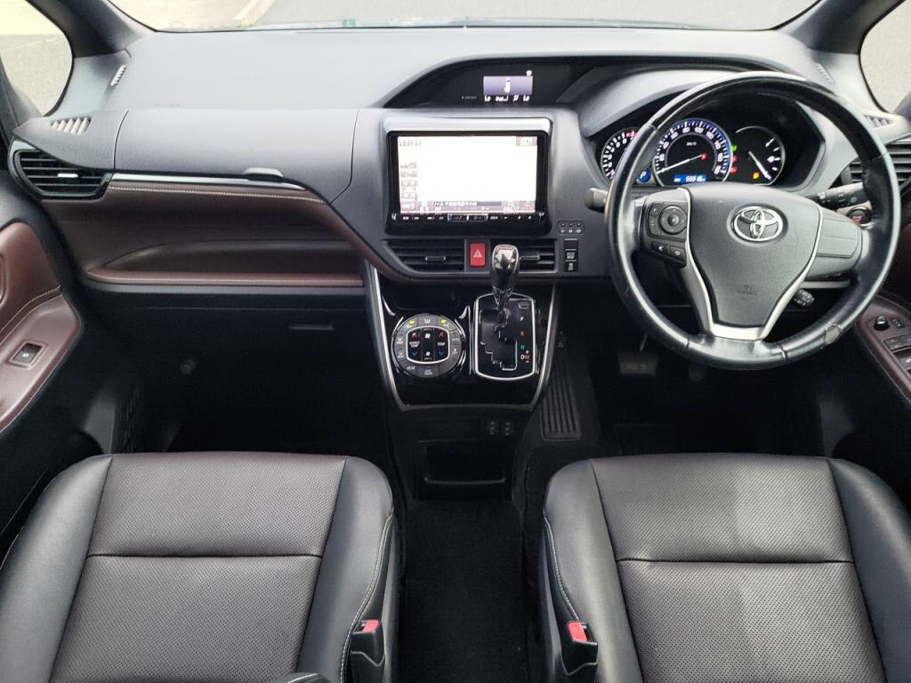 エスクァイアGiの写真 3