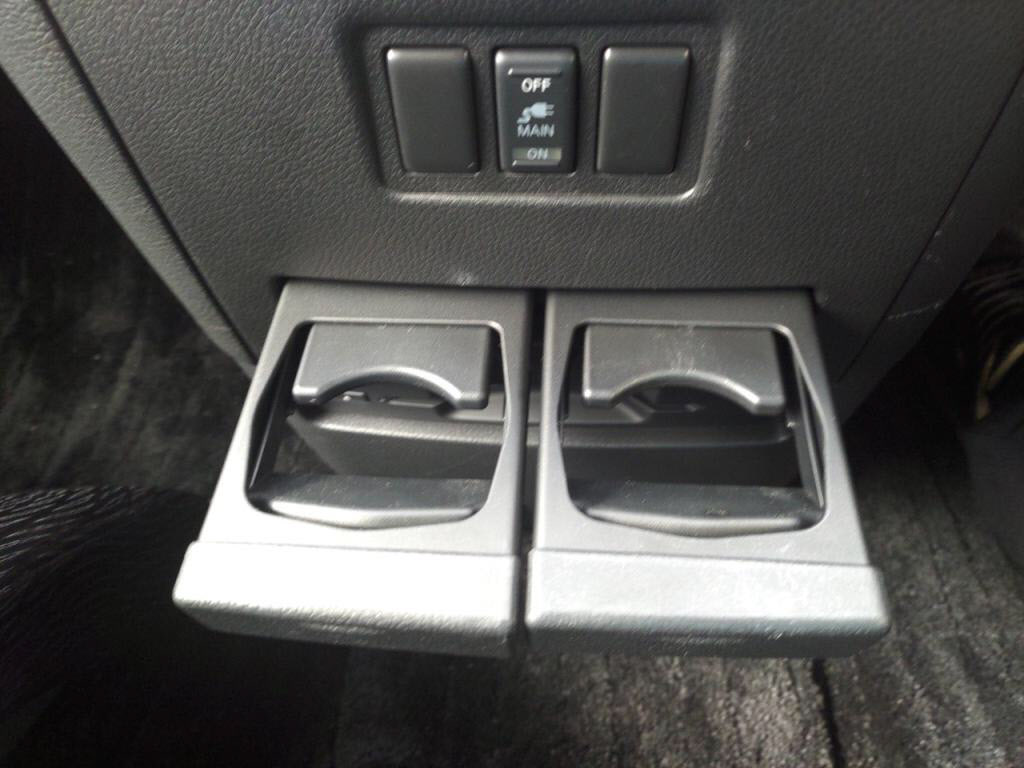 エルグランドハイウェイスターSの写真 18