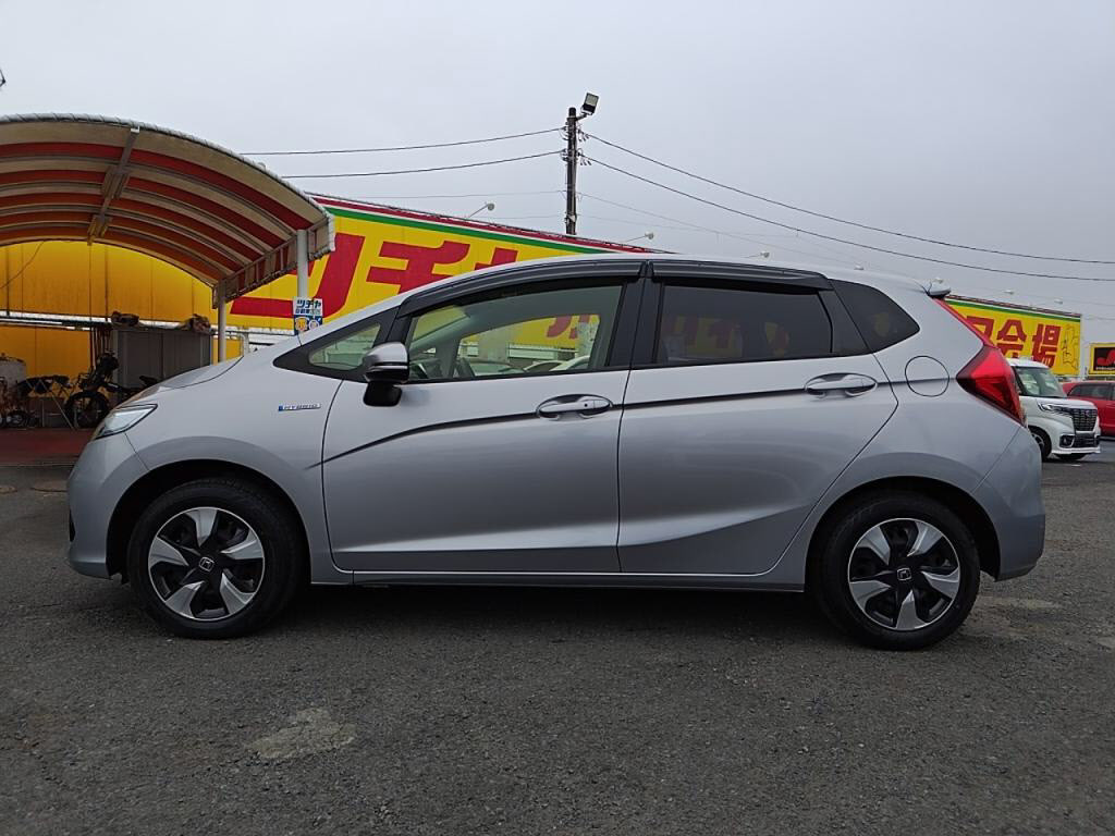 フィットハイブリッドハイブリッド・Ｆの写真 12