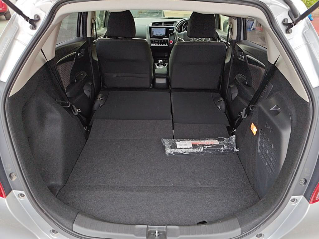 フィットハイブリッドハイブリッド・Ｆの写真 27