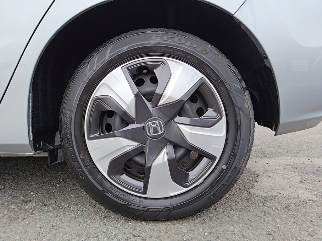 フィットハイブリッドハイブリッド・Ｆの写真 28