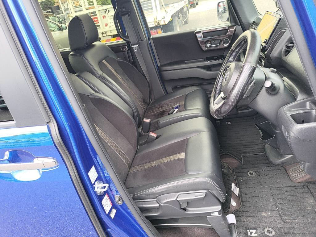 N_BOXカスタムG・Lターボホンダセンシングの写真 21