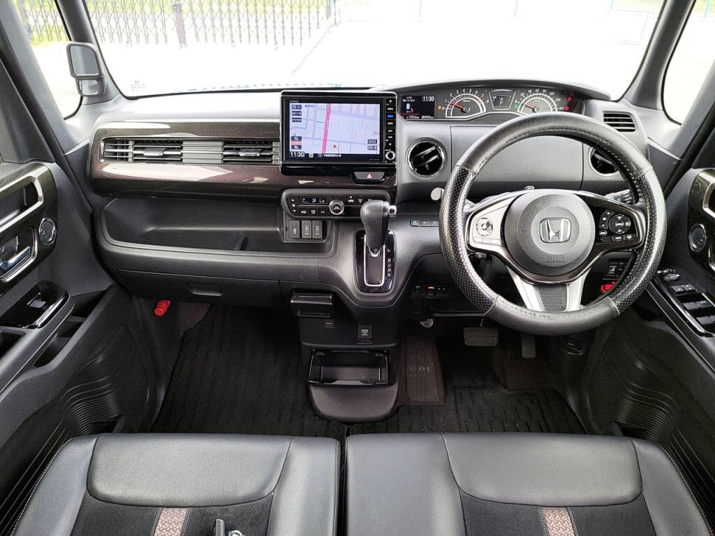 N_BOXカスタムG・Lターボホンダセンシングの写真 3