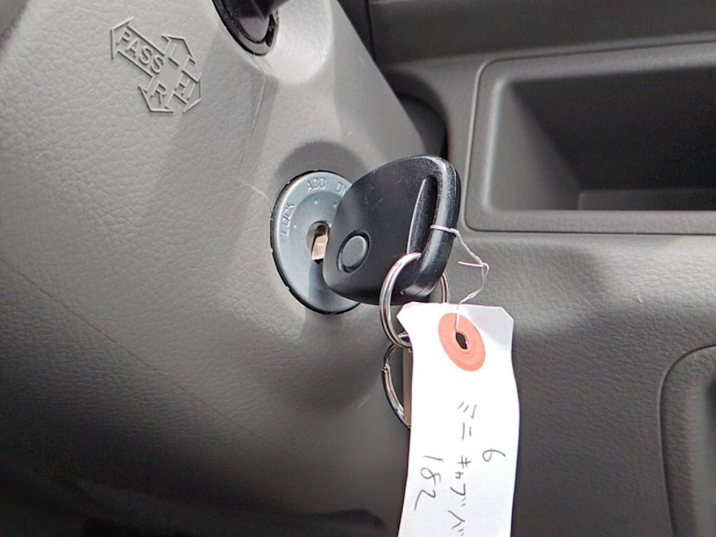 ミニキャブバンＧの写真 13