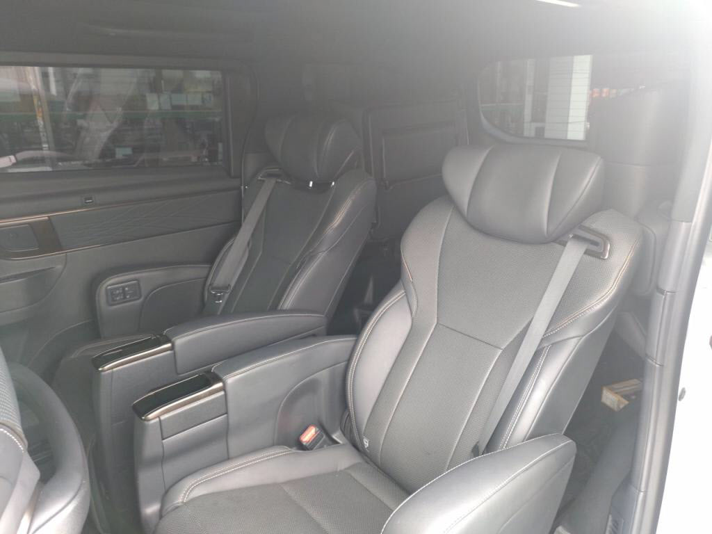 アルファードＺの写真 21