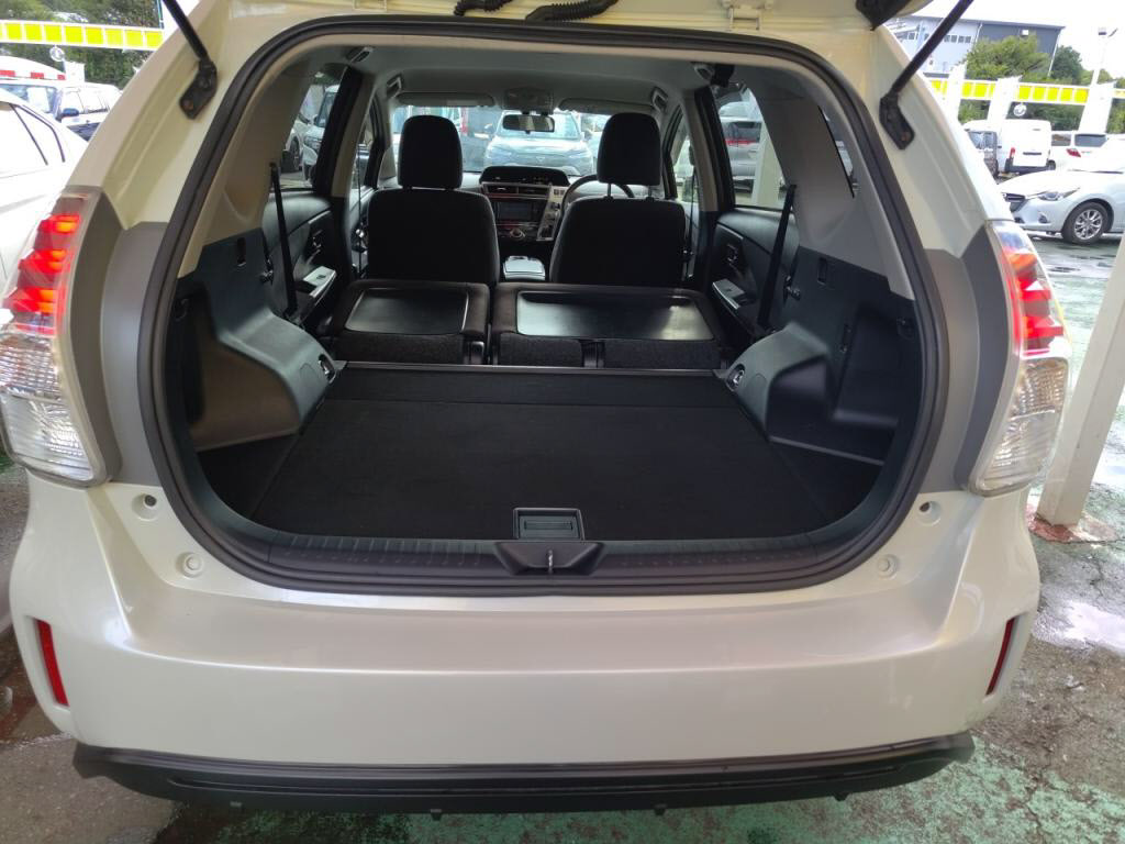 プリウスαＳ＿Ｌセレクションの写真 24