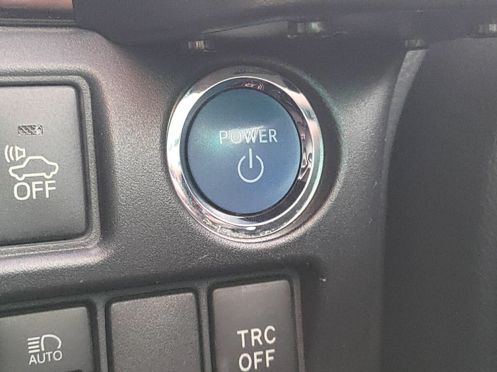 ヴォクシーハイブリッドハイブリッドVの写真 13