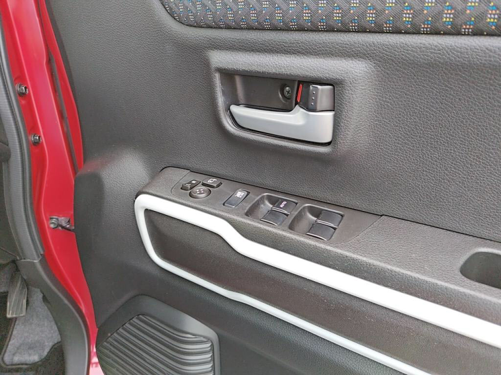 フレアクロスオーバーハイブリッドＸＴの写真 13