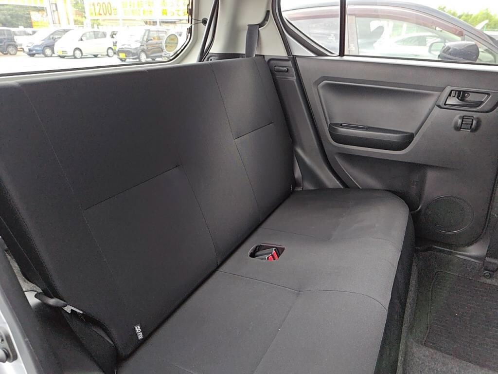 ミライースＬの写真 22