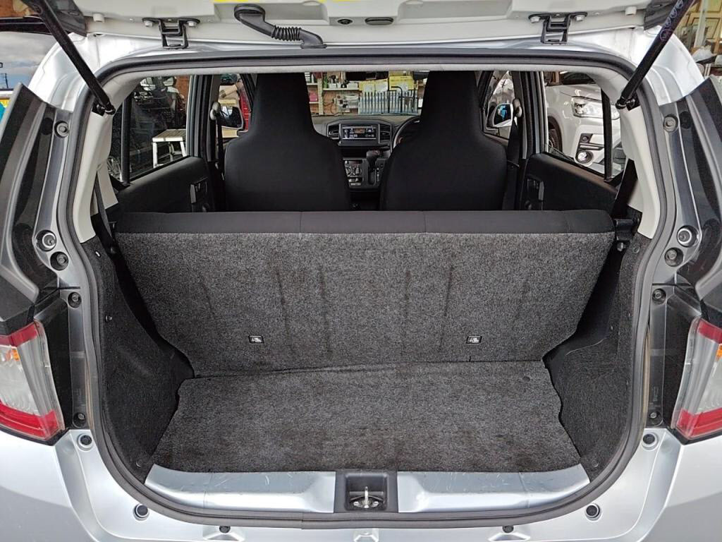 ミライースＬの写真 24