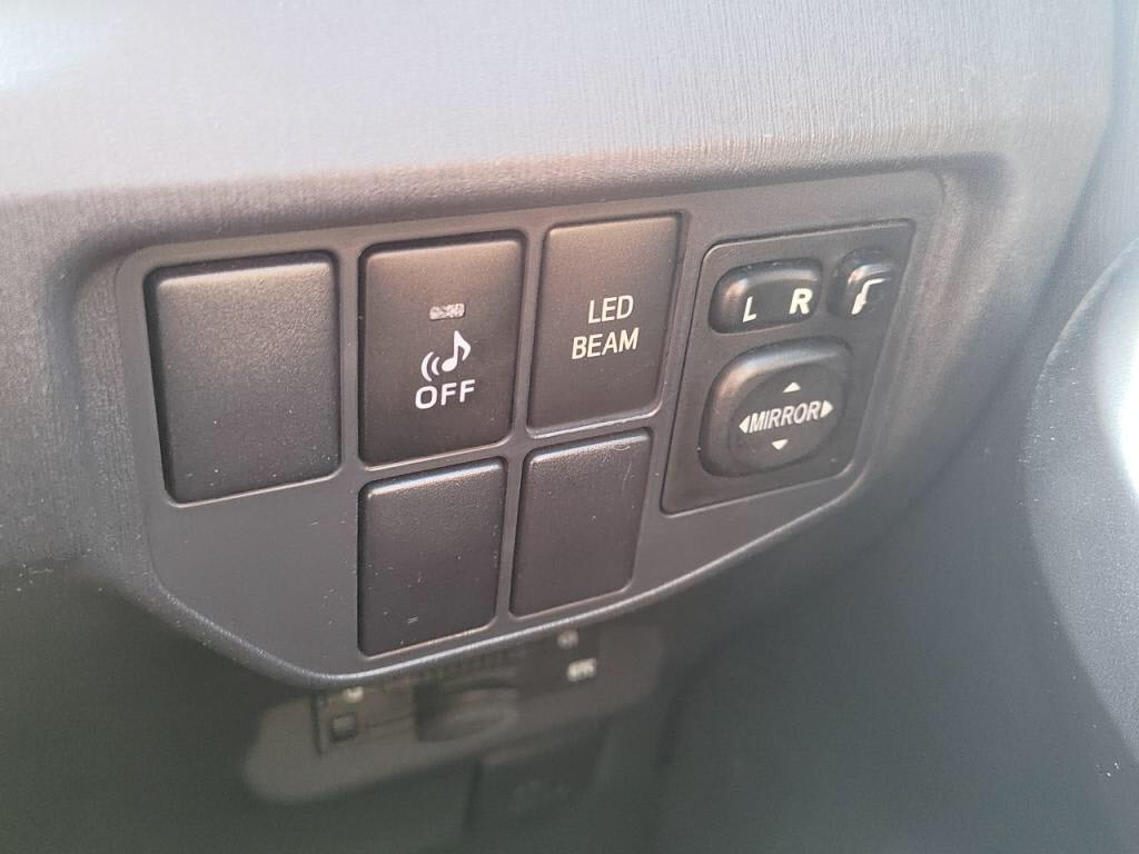 プリウスＳツーリングセレクションＧｓの写真 16