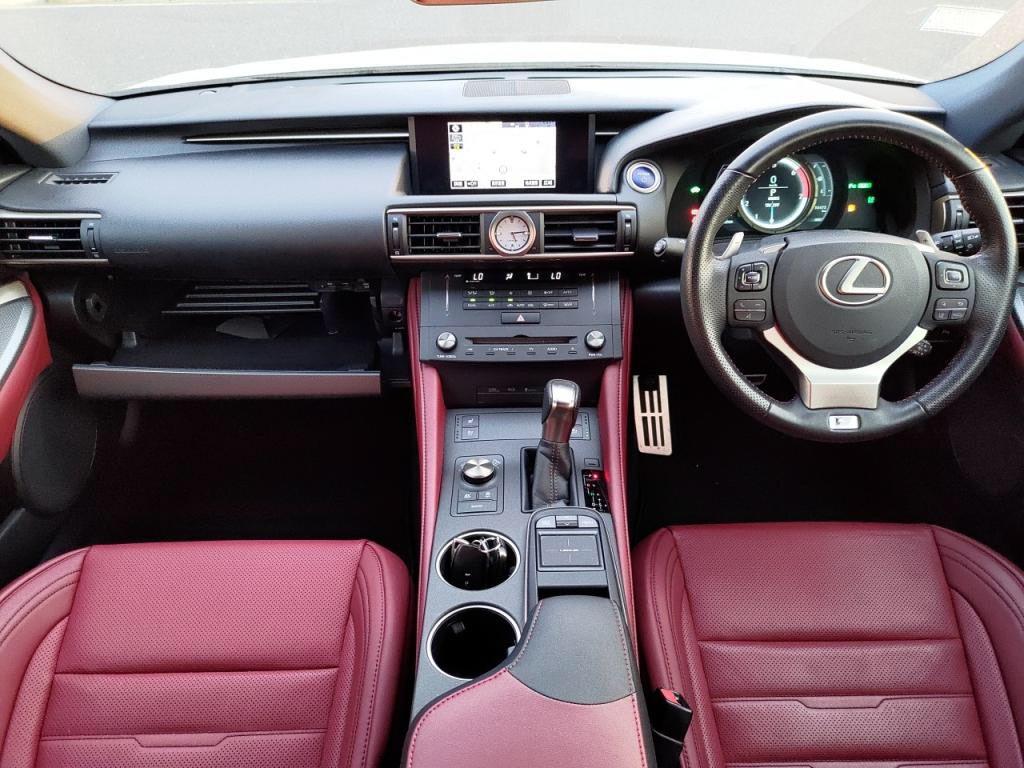 ＲＣハイブリッドＲＣ３００ｈ＿Ｆスポーツの写真 3