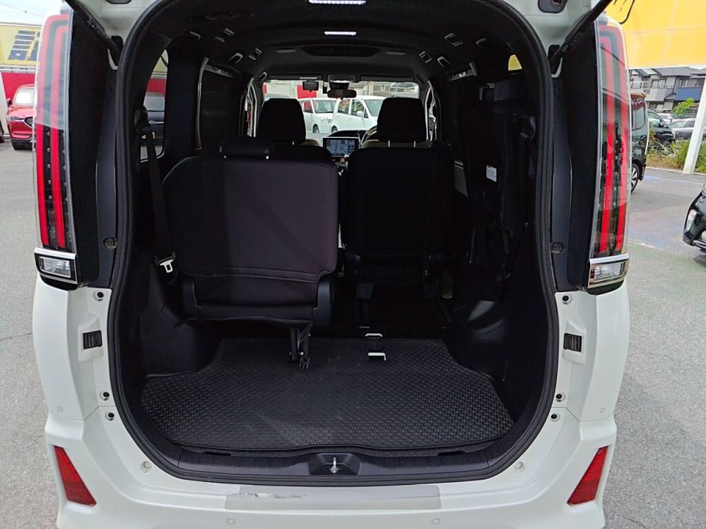 ノアＳｉダブルバイビー２の写真 26