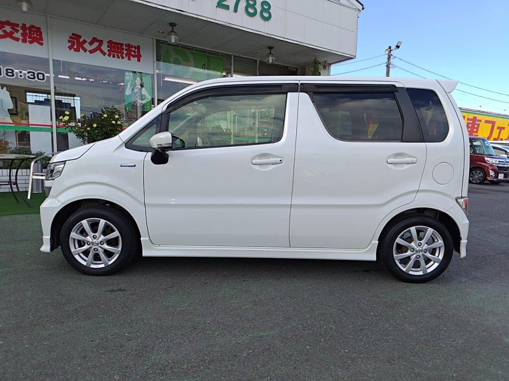 ワゴンＲハイブリッドＦＺの写真 12