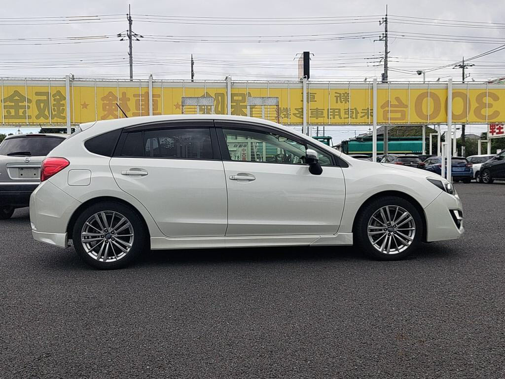 インプレッサスポーツ２．０ｉ－Ｓアイサイトの写真 11