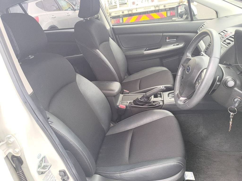 インプレッサスポーツ２．０ｉ－Ｓアイサイトの写真 21