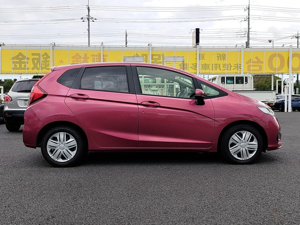 フィット１３Ｇ・Ｆの写真 11