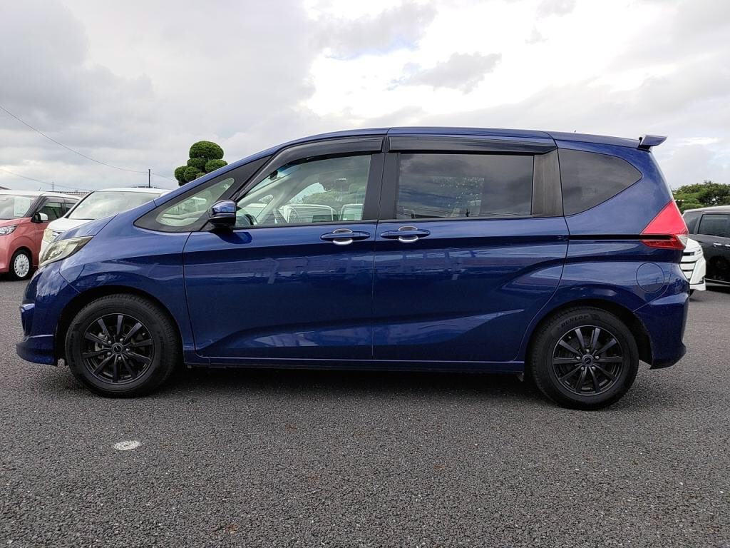 フリードＧホンダセンシングの写真 12