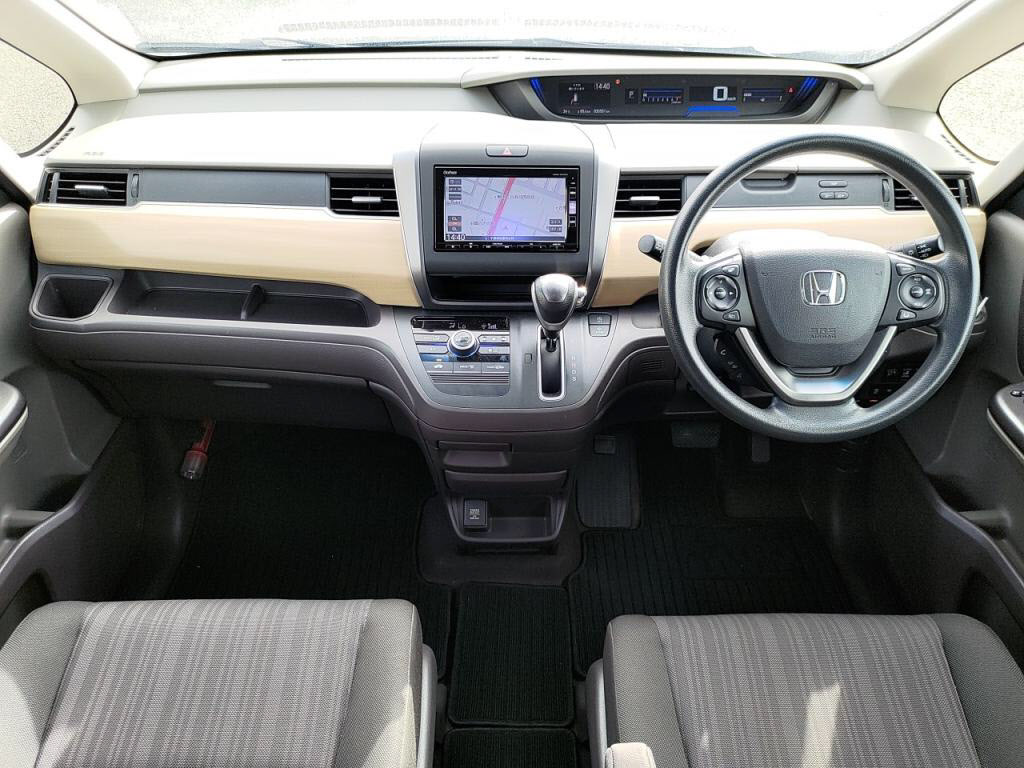 フリードＧホンダセンシングの写真 3