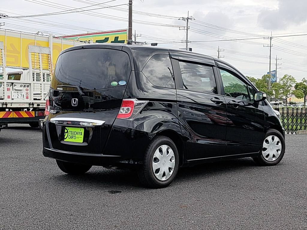 フリードＧジャストセレクションの写真 2