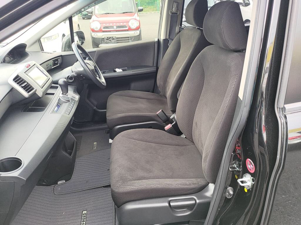 フリードＧジャストセレクションの写真 22