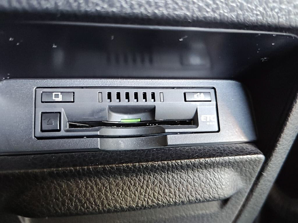 ヴォクシーＺＳキラメキの写真 20