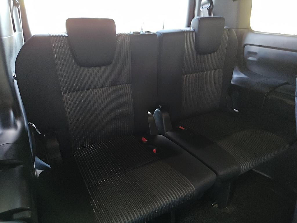 ヴォクシーＺＳキラメキの写真 23