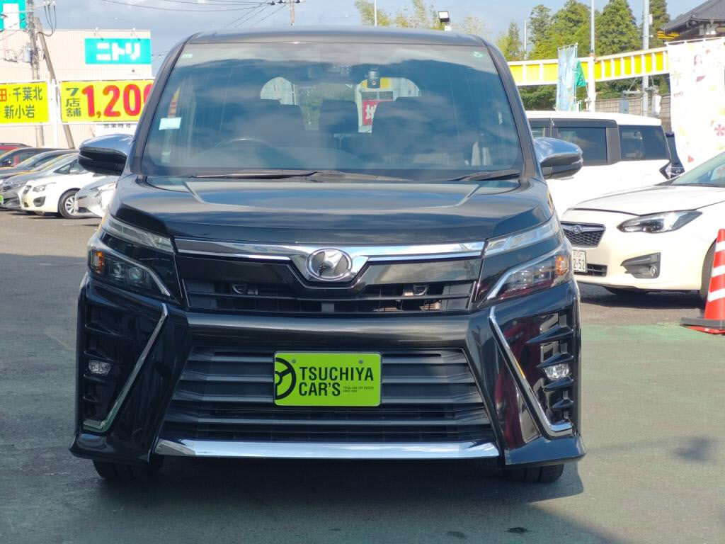 ヴォクシーＺＳキラメキの写真 9