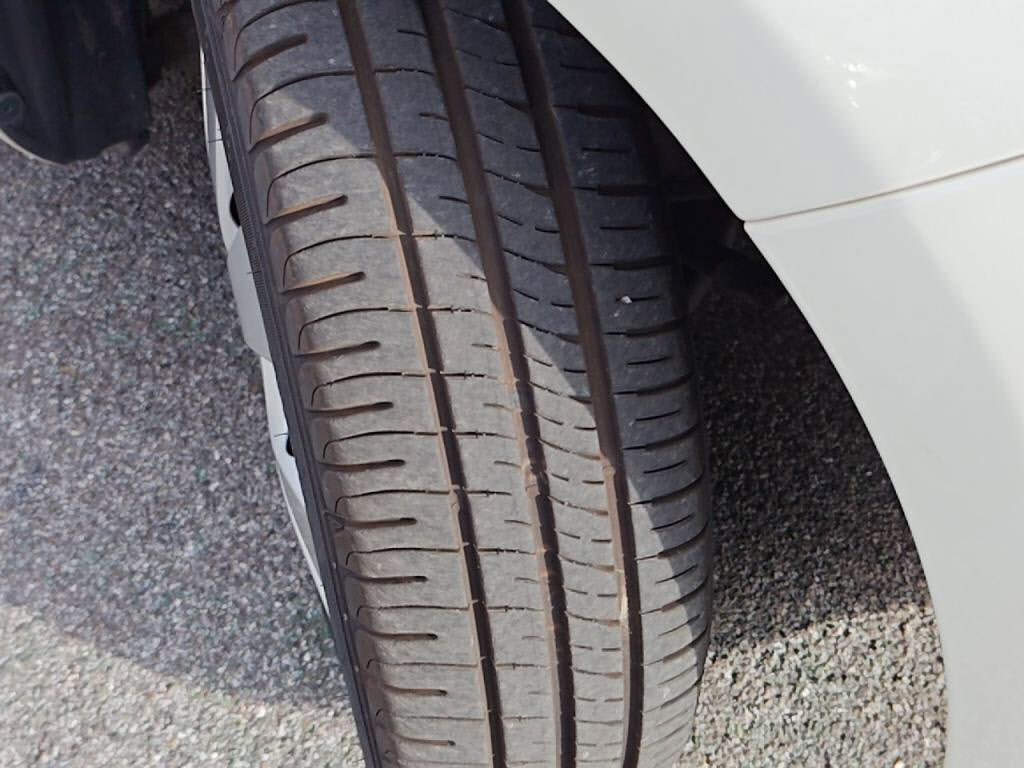 ヴィッツ５ＤＦ＿ＬＥＤエディションの写真 12