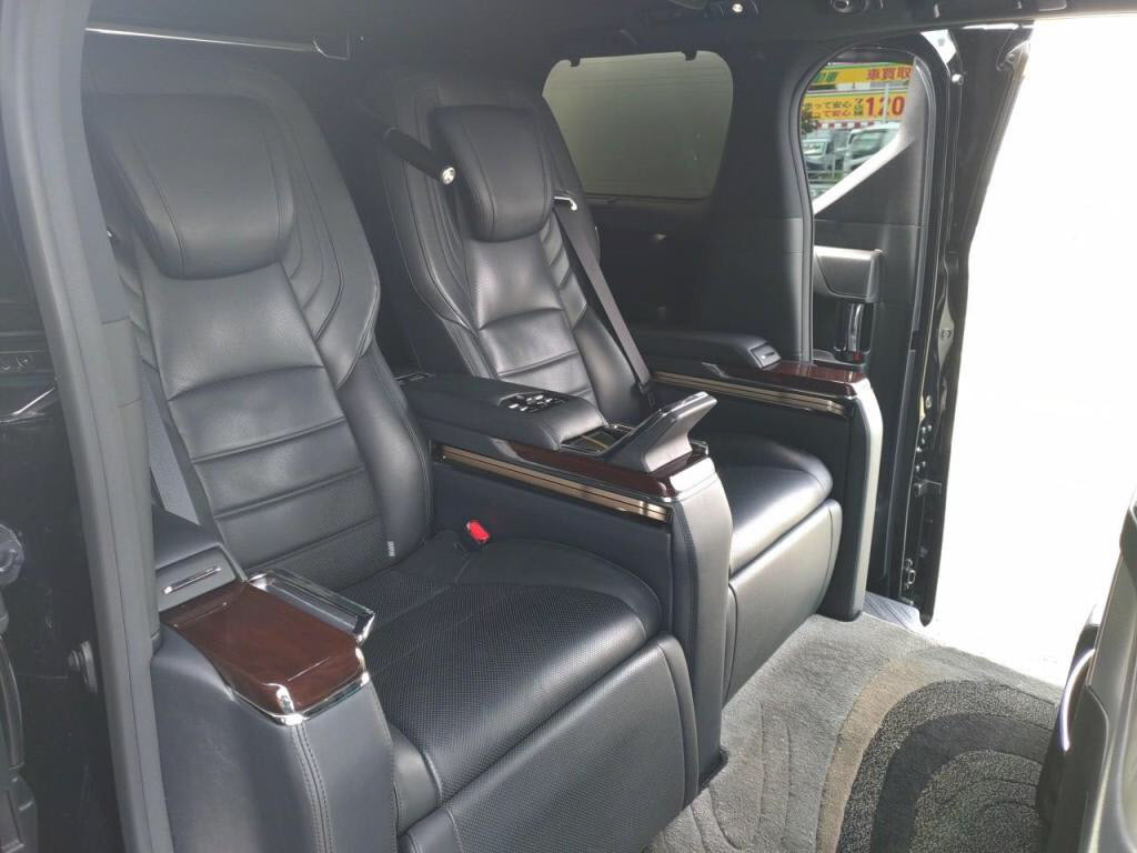 アルファードハイブリッドロイヤルラウンジＳＰの写真 21