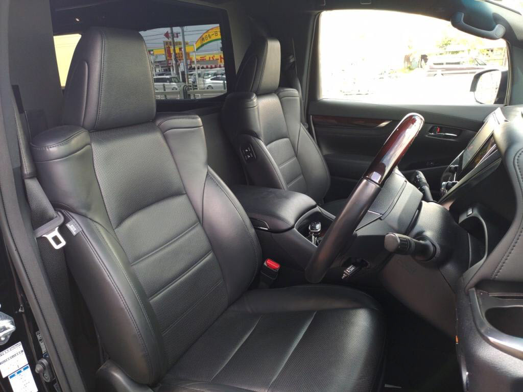 アルファードハイブリッドロイヤルラウンジＳＰの写真 28