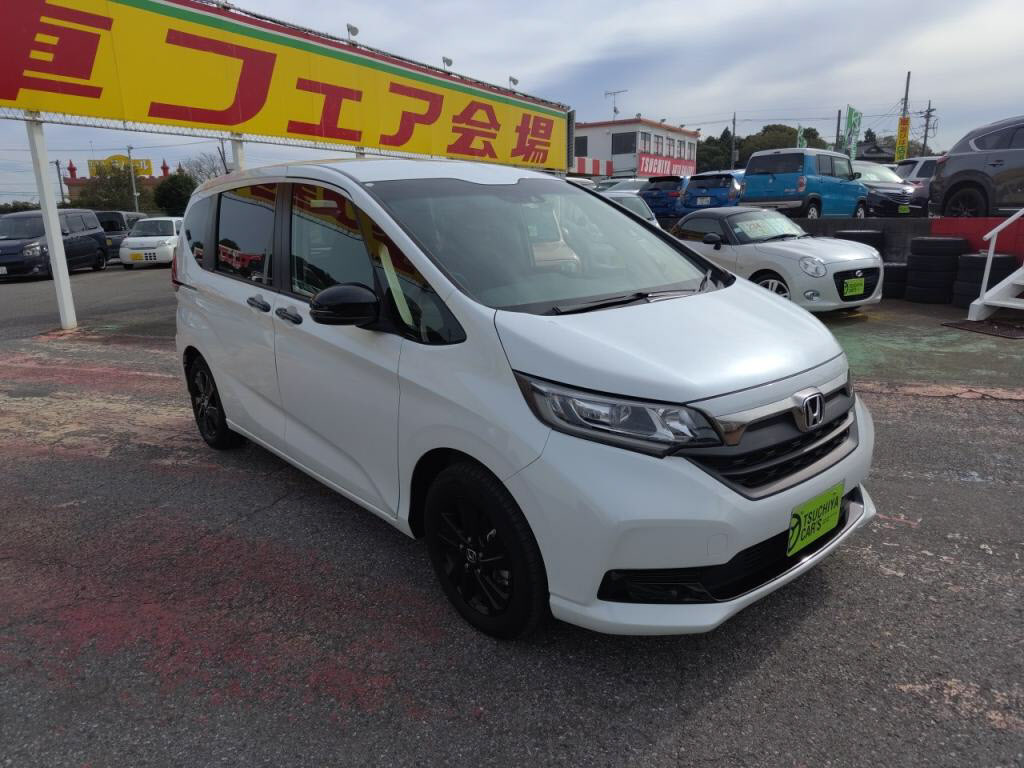 フリードハイブリッドハイブリッドＧブラックスタイルの写真 9