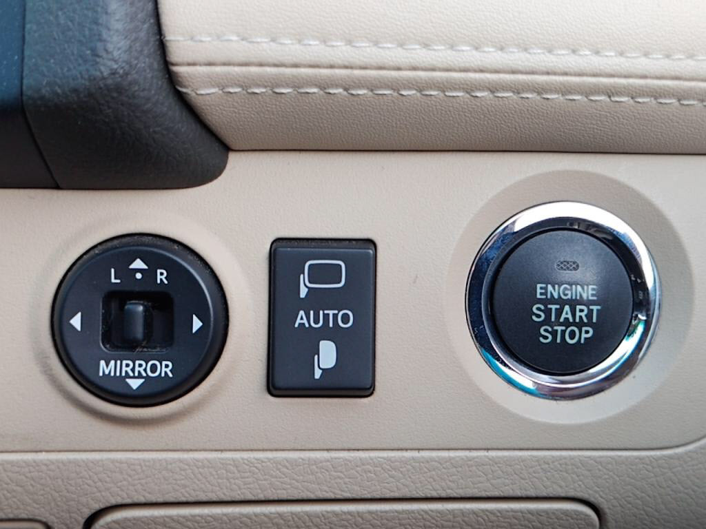 クラウンロイヤルサルーンの写真 13