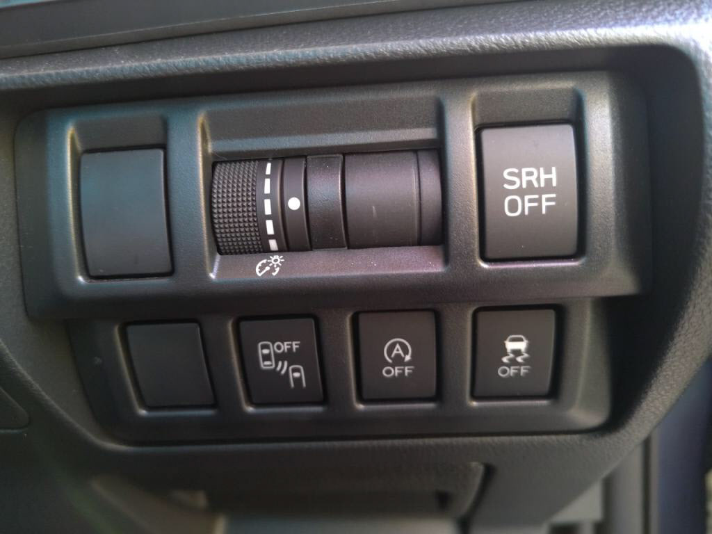 インプレッサスポーツ２．０ｉ－Ｓアイサイトの写真 16