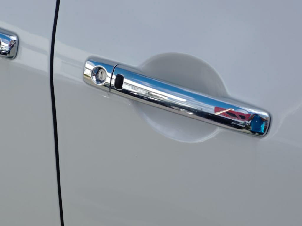 エルグランドハイウェイスターＳの写真 11