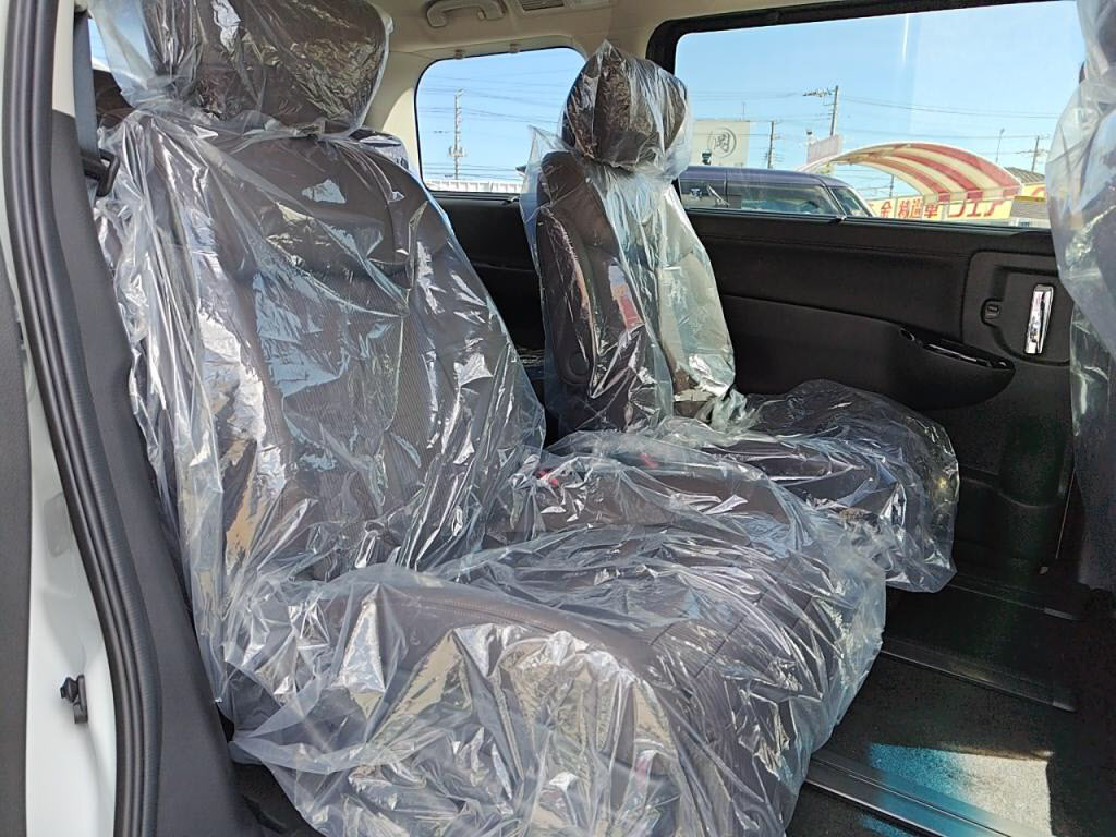 エルグランドハイウェイスターＳの写真 23