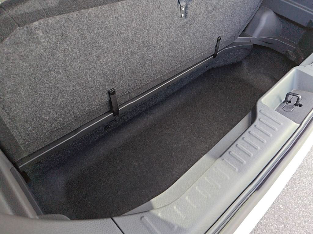 エルグランドハイウェイスターＳの写真 28