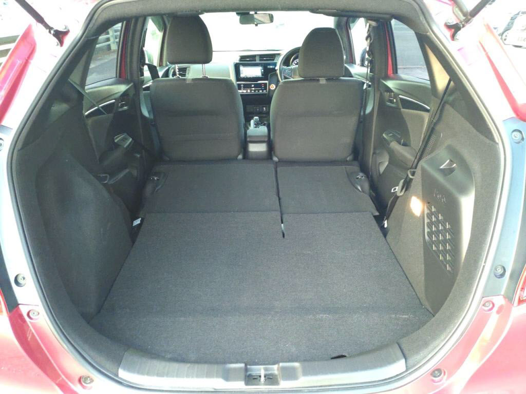 フィットハイブリッドハイブリッド・Ｓホンダセンシングの写真 25