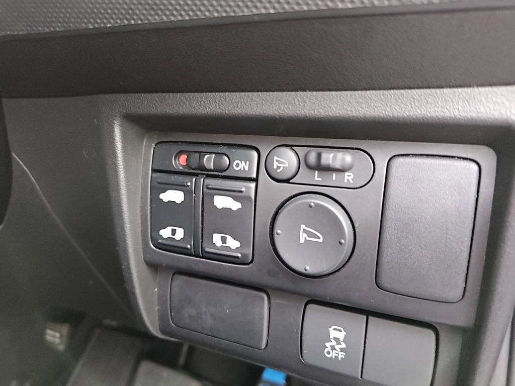 フリードスパイクＧジャストセレクションの写真 19