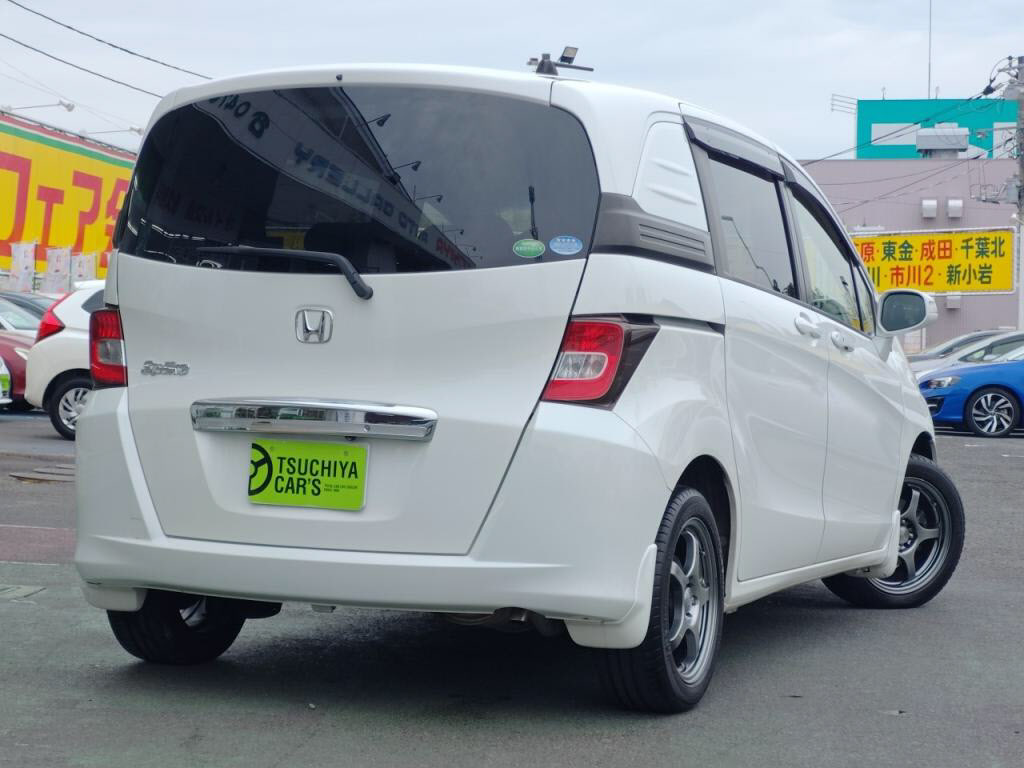 フリードスパイクＧジャストセレクションの写真 2