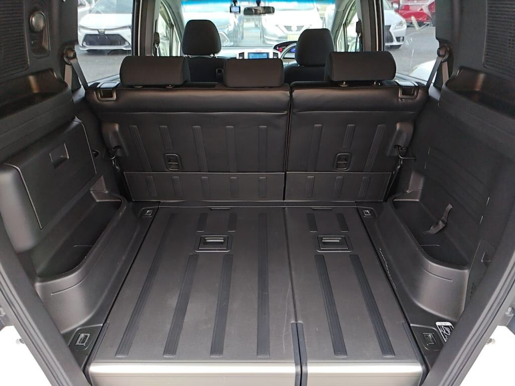 フリードスパイクＧジャストセレクションの写真 25