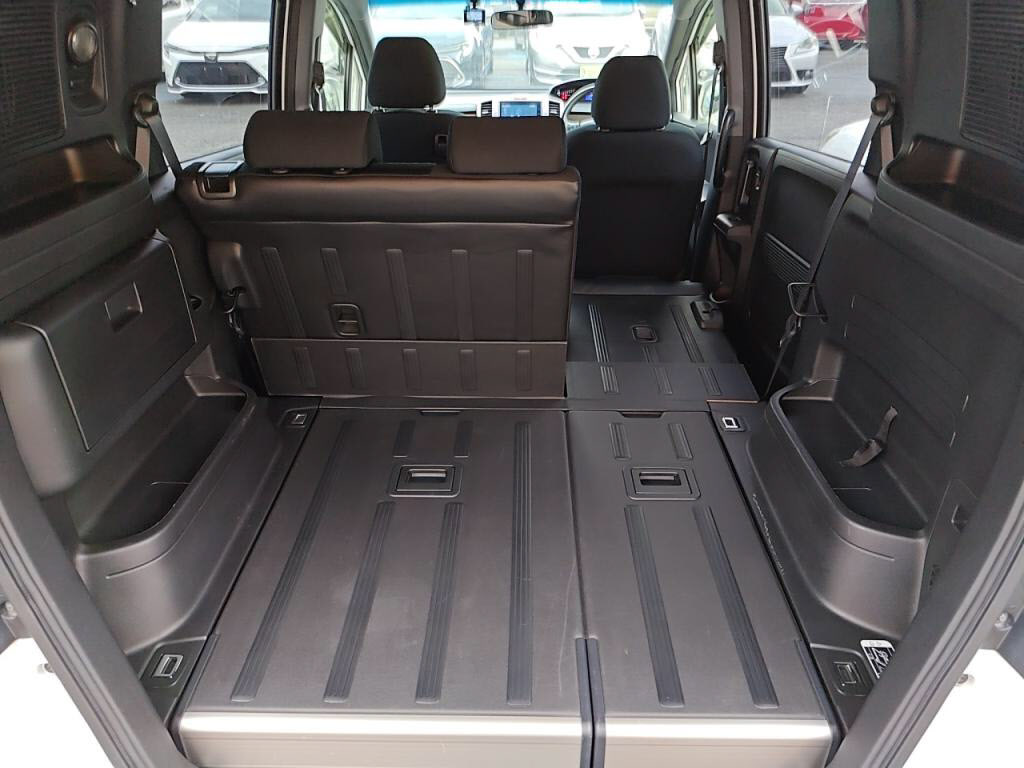 フリードスパイクＧジャストセレクションの写真 26