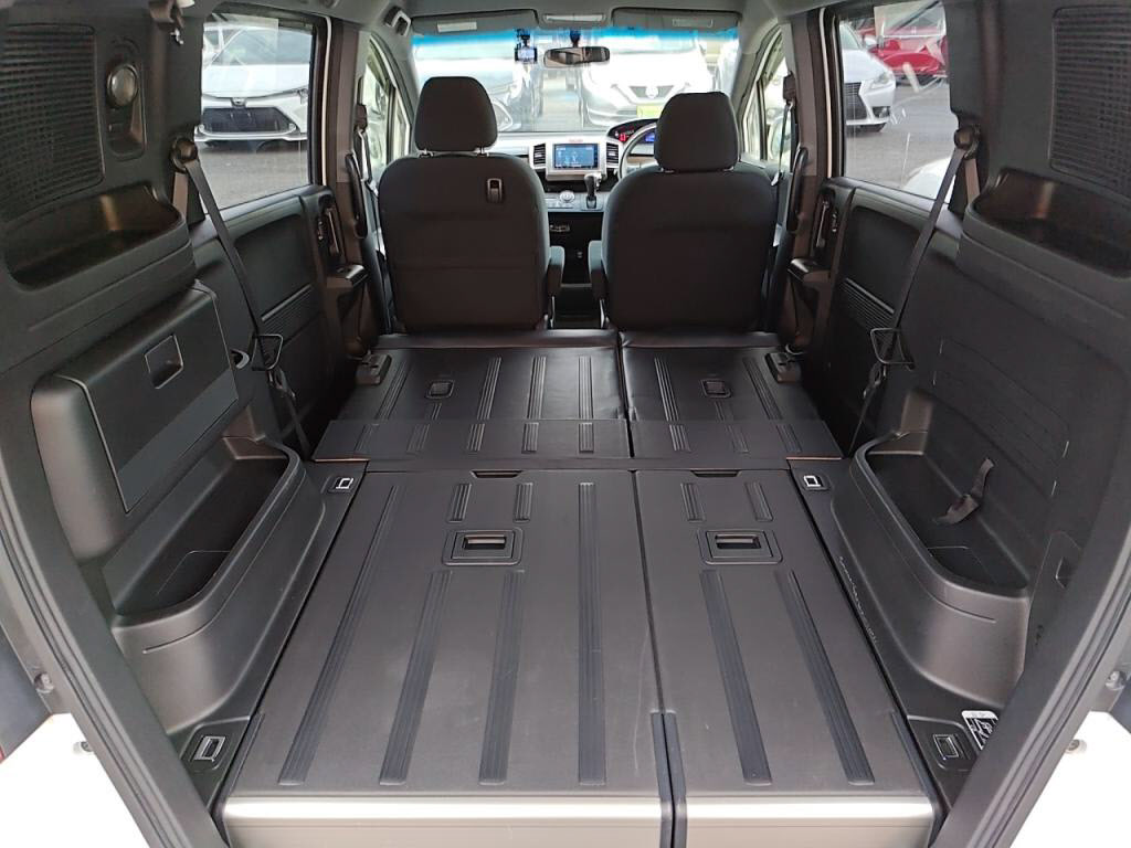 フリードスパイクＧジャストセレクションの写真 27