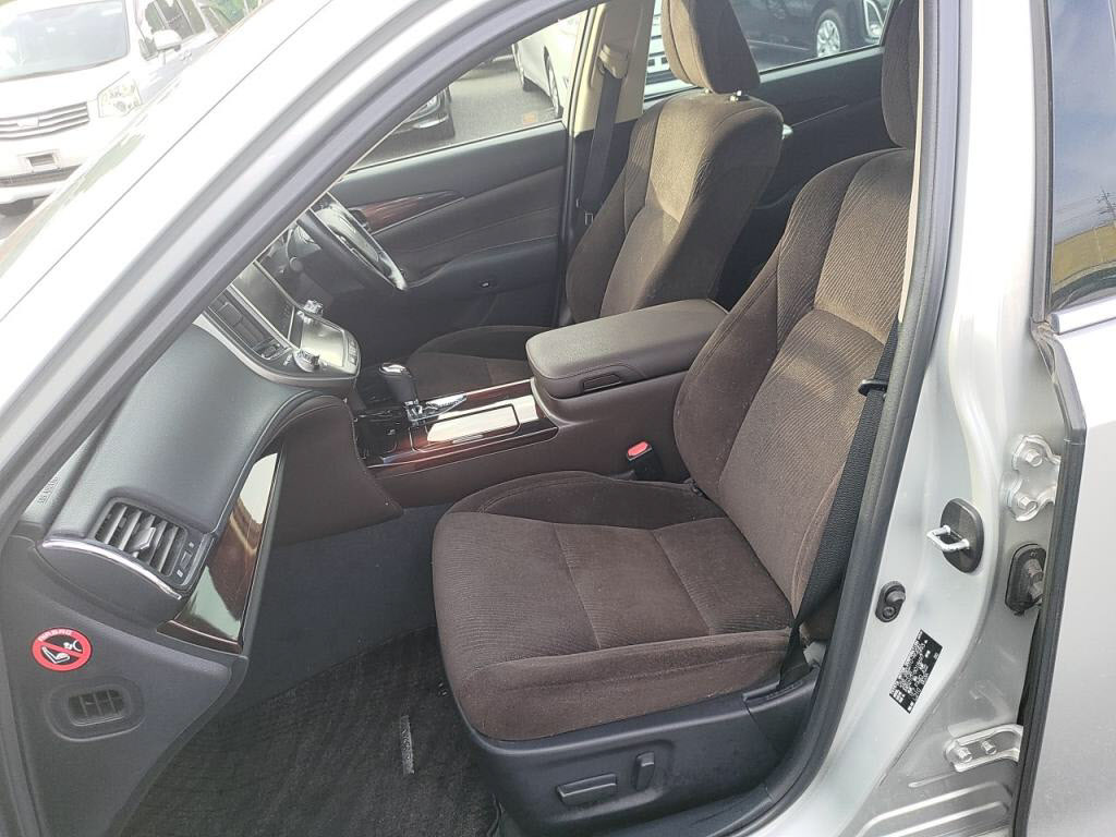 クラウンハイブリッドハイブリッドロイヤルサルーンの写真 21