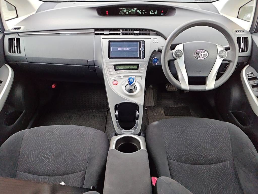 プリウスＳツーリングセレクションの写真 3