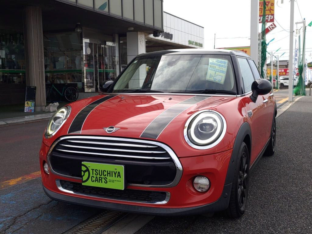 ＢＭＷミニ　ＢＭＷミニ５ＨＢ　クーパー