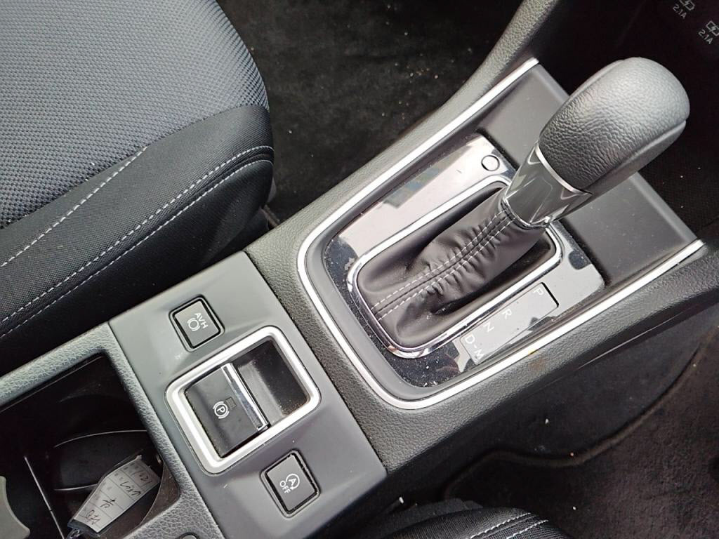 レヴォーグ１．６ＧＴアイサイトＶスポーツの写真 16