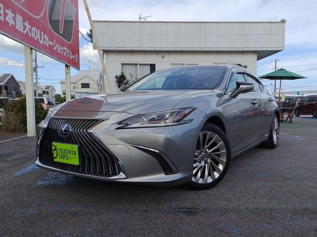 レクサス　ＥＳ　ＥＳ３００ｈバージョンＬ