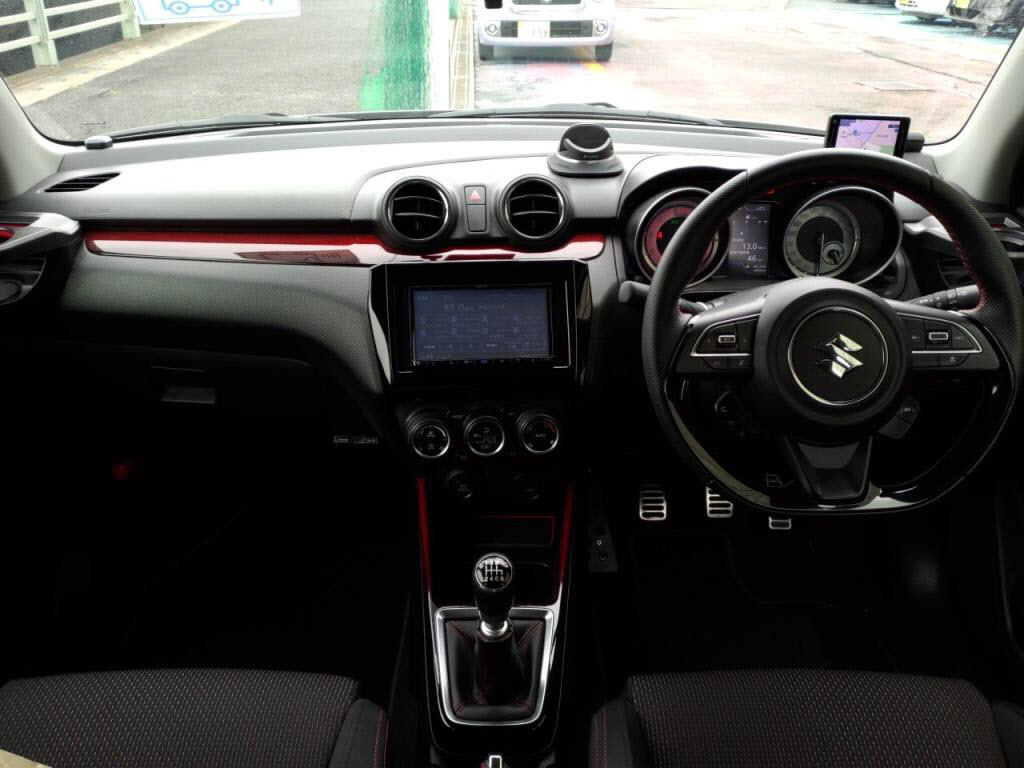 スイフトスポーツスポーツの写真 3